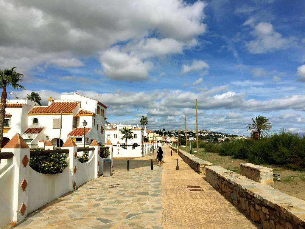 Bahia De Casares Estepona Quarto foto
