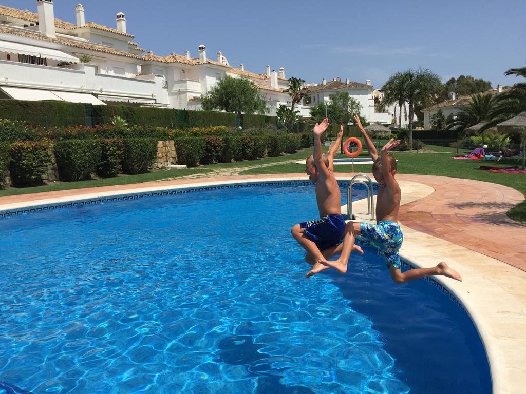 Bahia De Casares Estepona Exterior foto